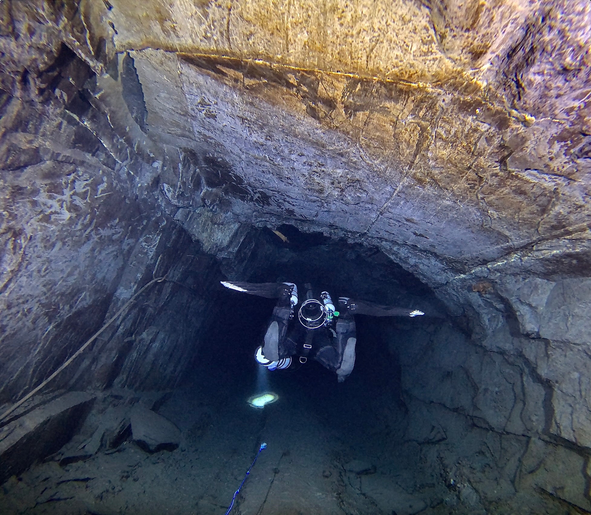 Cave 2 (OC&CCR) Dive Course